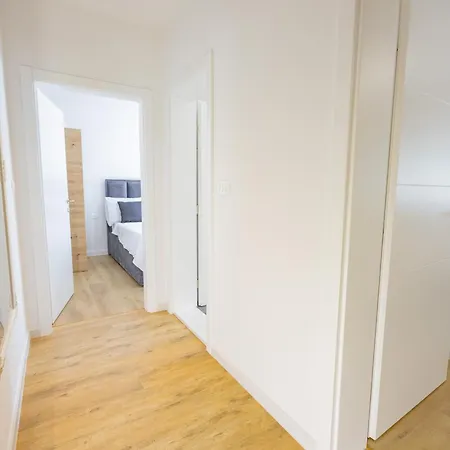 Biokovo J Parking Included Apartamento *