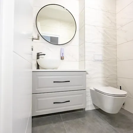 Biokovo J Parking Included